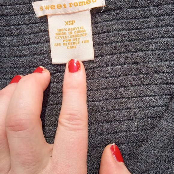 Sweet Romeo Gray Sweater Size S - Picture 4 of 4